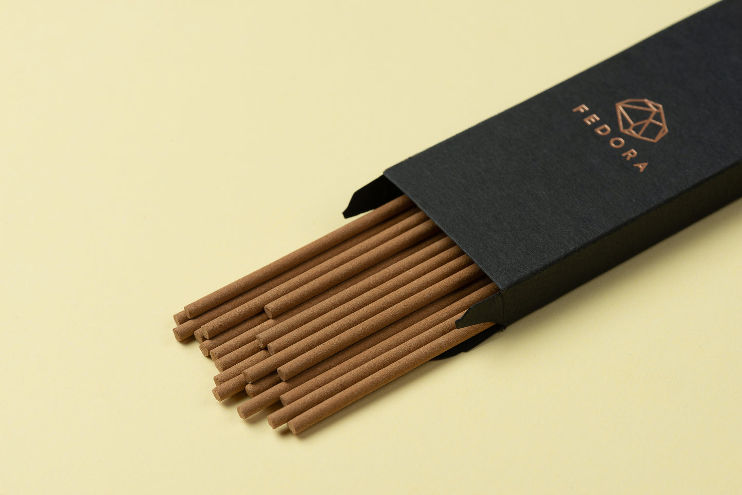 Ritual Sticks - Vietnamese Oud - Fedora